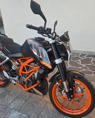 KTM Duke 390 2014 - 9300km - + accessori