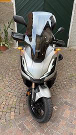 Honda ADV 350