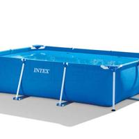 Piscina 4x2m in buono stato