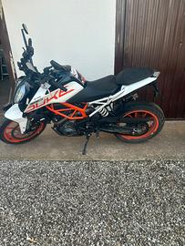 Ktm duke 390