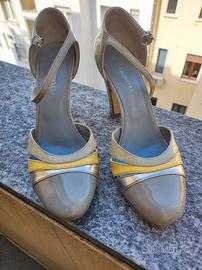 Decollete aperte con cinturino grigie vernice Maur