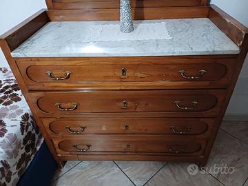 Cassettiera vintage in legno con specchiera