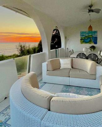 VILLA DI CHARME FRONTE MARE - VILLA HERMOSA