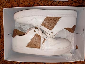 scarpe Guess 