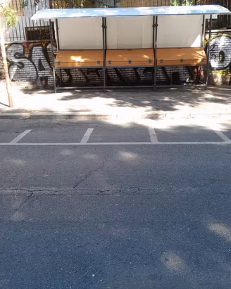 bancarella di libri  