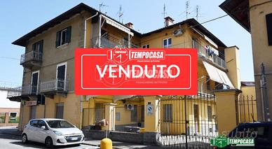 2 LOCALI VIA JUVARRA 19