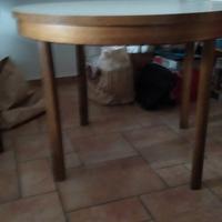 Tavolo circolare estensibile