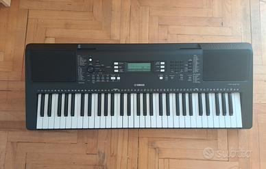 pianola Yamaha PSR-E373