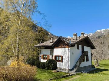 Mansarda 4 posti letto con giardino e balcone