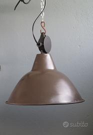 LAMPADA INDUSTRIALE DA SOSPENSIONE anni 60