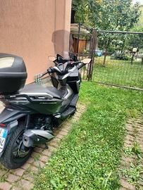 Honda Forza 350