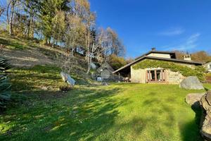 CASA SEMINDIPENDENTE A VAL DI CHY