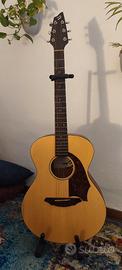 Chitarra acustica Breedlove Atlas