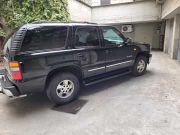 AUTO CHEVROLET TAHOE LT