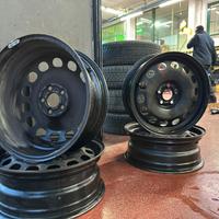 Cerchi in ferro e borchie r16 originali volkswagen