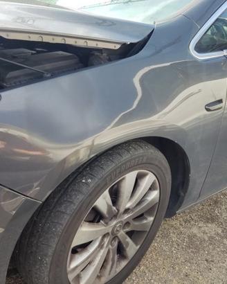 Parafango sinistro OPEL ASTRA J del 2013