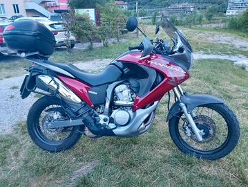 Honda Transalp 700