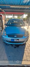 Auto Ford Fiesta 5 serie benzina/gpl