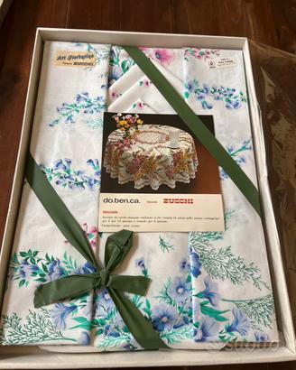 TOVAGLIA VINTAGE NUOVA "ZUCCHI"