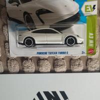 HOT WHEELS PORSCHE TAYCAN 1/64