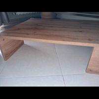 Tavolino basso il legno