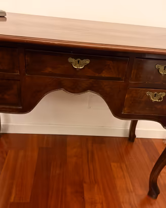 Scrittoio stile Queen Anne 5 cassetti + sedia