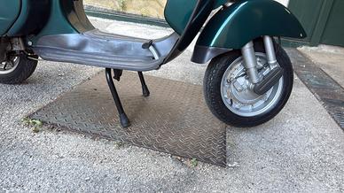 Vespa 50