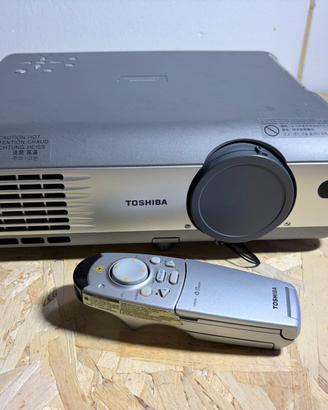 videoproiettore Toshiba TLP-T500