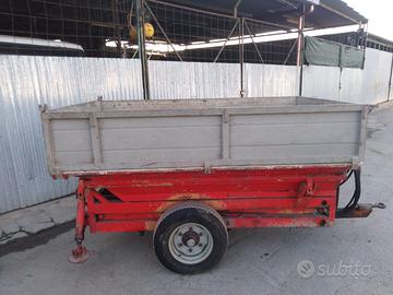 Carrellone per motore