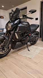 Ducati Diavel carbon