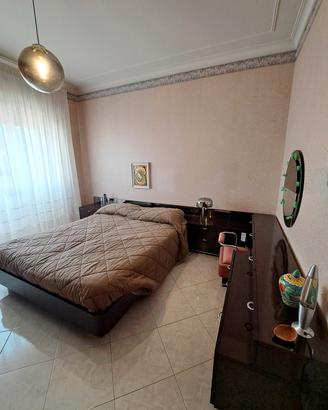 stanza da letto matrimoniale ebano Macassar