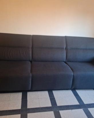 Divano Chateau d'Ax con relax elettrico e letto