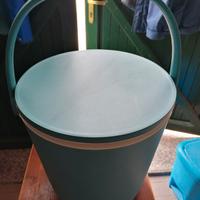 Frigo portatile con tavolino