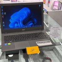 Acer Aspire E5 - i5 - 8/ 256GB SSD