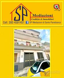 5,5 vani con terrazzo a livello grande garage
