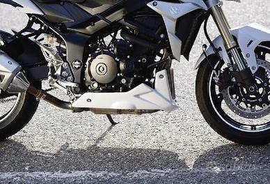 PUNTALE SUZUKI GSR 750