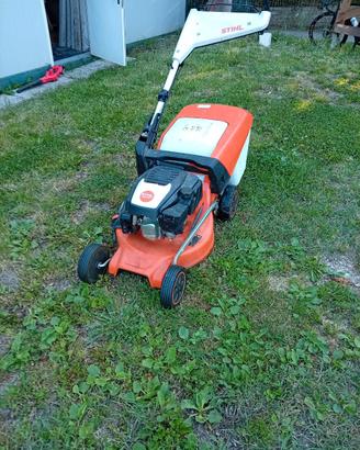 Tosaerba STIHL RM248T
