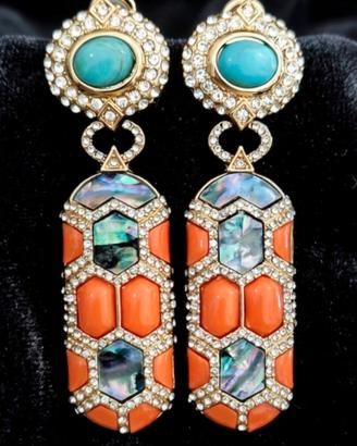 orecchini vintage Trifari da donna 