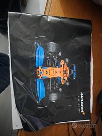 Modellino costruzione Mclaren 2022