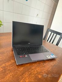 HUAWEI MateBook 14 i7 16 GB RAM