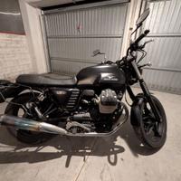 Moto Guzzi v7 II stone 2016