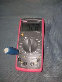 Tester Condensatori / Resistenze UNI-T UT601