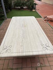 tavolo in marmo travertino