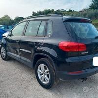 Volkswagen Tiguan 1.4 TSI 125cv 2015 incidentata