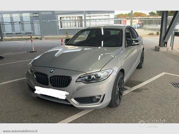 BMW 220i Coupé Advantage
