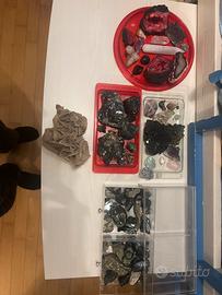 Collezione di minerali e cristalli naturali