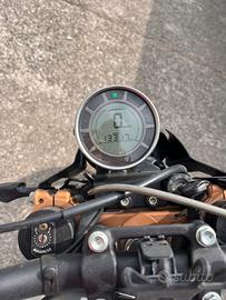 Moto. SWM