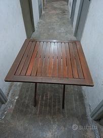 Tavolino pieghevole in legno massello