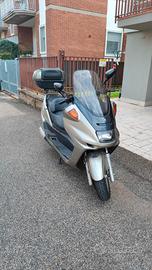 Yamaha majesty 250