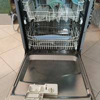 Lavastoviglie Ariston 